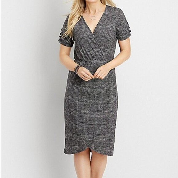 Maurices Plaid Wrap Skirt Midi Dress Size Medium - Picture 1 of 7